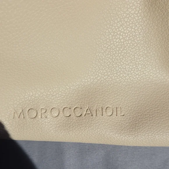 Moroccanoil Soft Cream Cosmetic Pouch - Picture 8 of 10